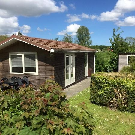 Recreatiebungalow Nabij Strand Hotell Warmenhuizen Exteriör bild
